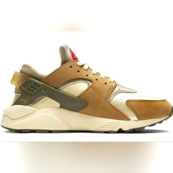 Nike x Stussy Air Huarache Desert Oak